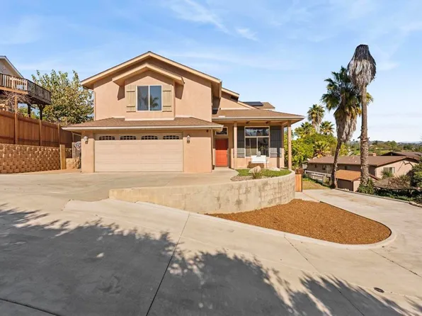 209 Journeys End, Vista, CA 92083