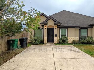 4204 Stassen St #A, Houston, TX 77051