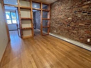 87 Chrystie St FRNT 1, New York, NY 10002