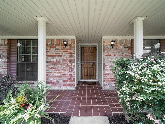 2nd image of 12407 Chessington Dr