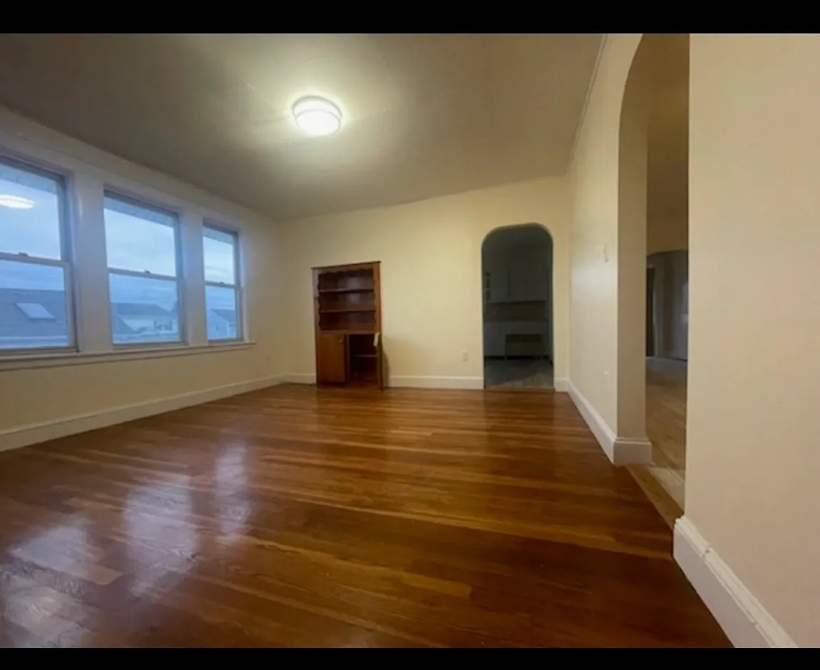 3 bed, 1650 sqft, $2,995 — Photo 1