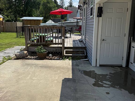 5th image of 1349 Midline Rd
