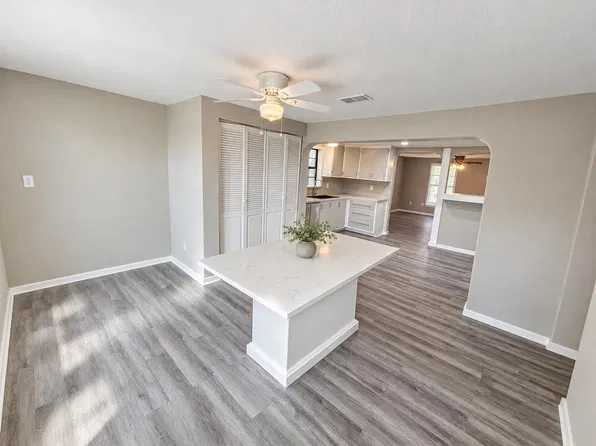 114 Royal St, Taylor, TX 76574