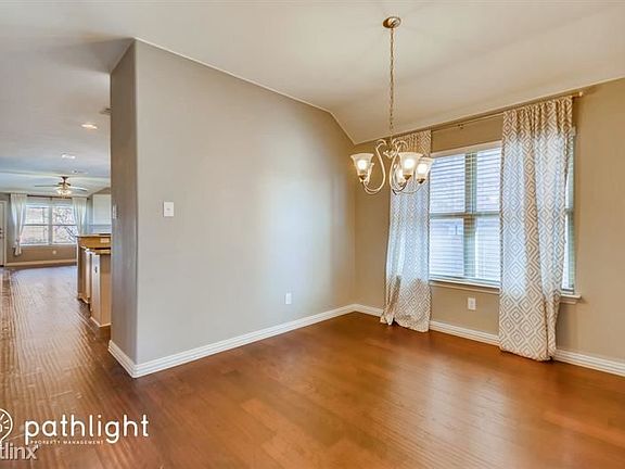3rd image of 1120 Crest Meadow Dr