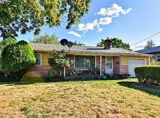 535 E Clarendon St, Gladstone, OR 97027