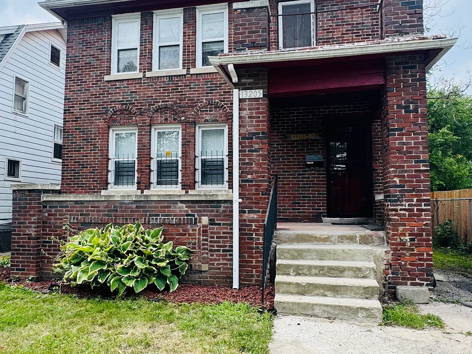 1 bed, 1000 sqft, $700 — Photo 1