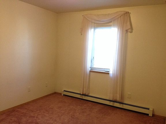 5th image of 479 Le Ann Dr