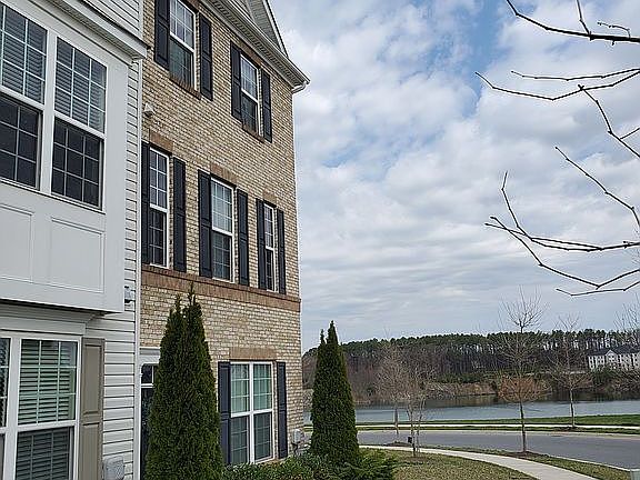 3rd image of 523 Long Wall Dr