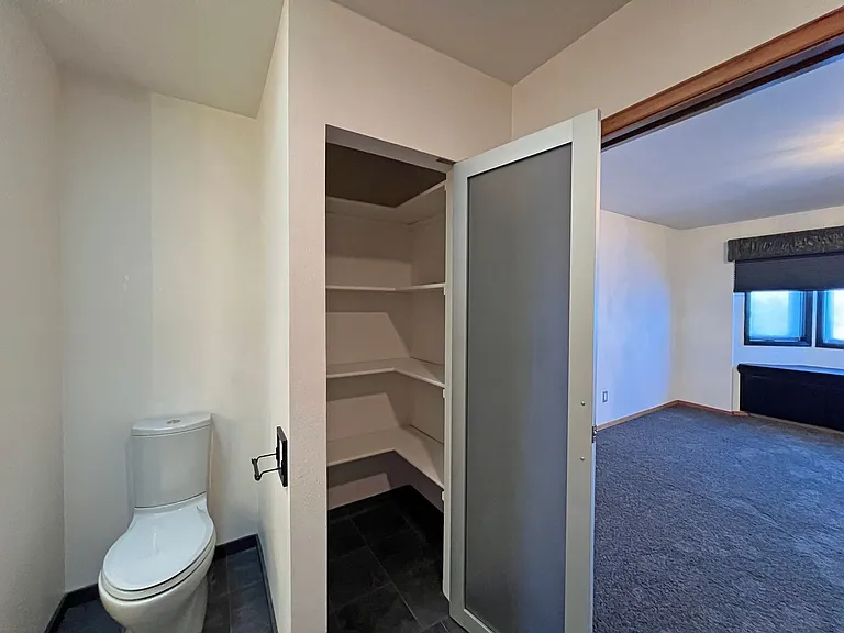 7512 Leif Ericson Dr — Photo 52