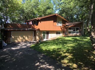 S95W22820 Bywater Ln, Big Bend, WI 53103