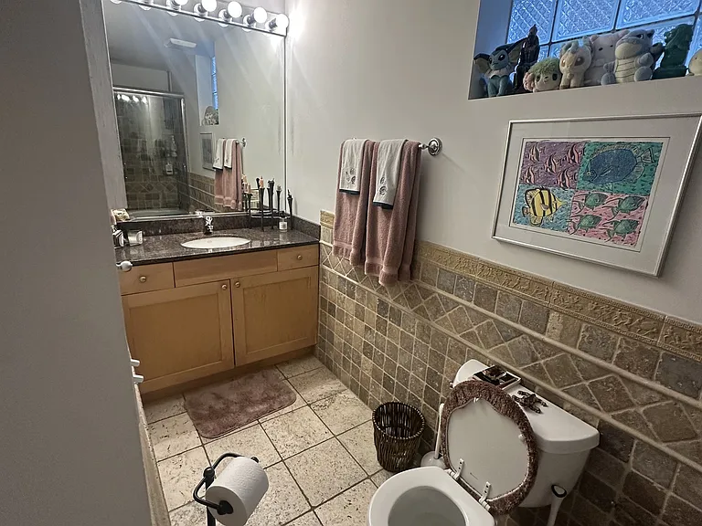 1627 W Grand Ave #3 — Photo 16