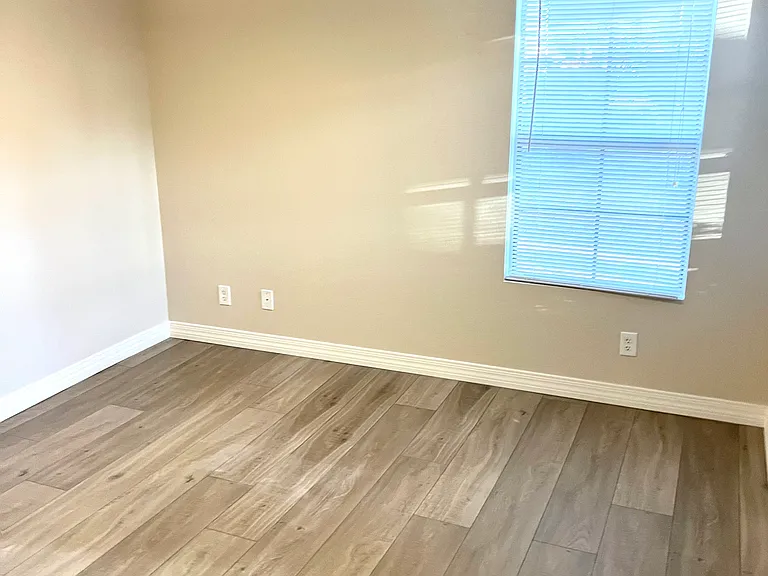 6885 E Cochise Rd — Photo 10