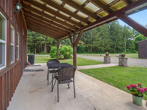 2nd image of 5903 Howell Rd