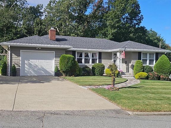 2nd image of 94 Coolspring Dr