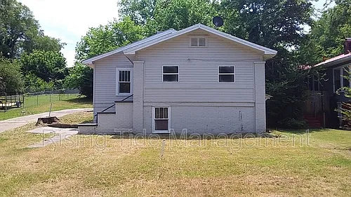 511 10th Ave Photo 1