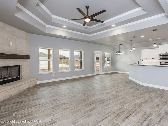 3rd image of 2804 Knoll Dr