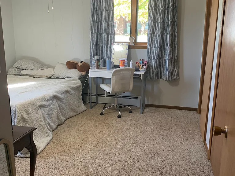 410 Washington St #2 — Photo 5