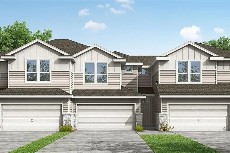 2027 Cora Ivy Ln — Photo 1