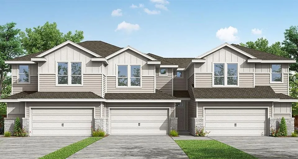 2027 Cora Ivy Ln