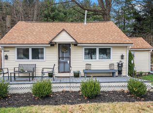 68437 Sweet Lake Rd, Sturgis, MI 49091