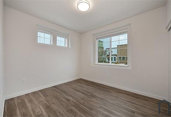 5th image of 1000 Dresden Dr