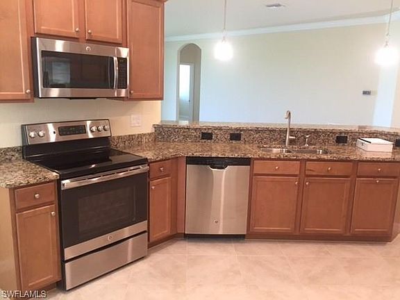4th image of 2560 Caslotti Way
