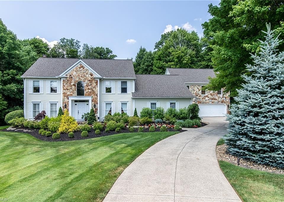 1st image of 32570 Timothy Cir