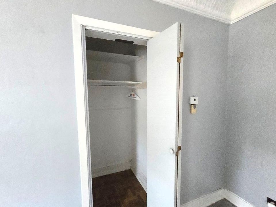 1st image of 115 S 7th St