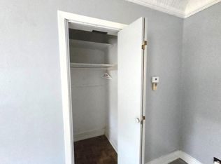 115 S 7th St, Lindenhurst, NY 11757