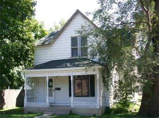 806 Siegel St, Tama, IA 52339