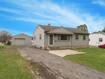 1859 Mathews Rd, Poland, OH, 44514