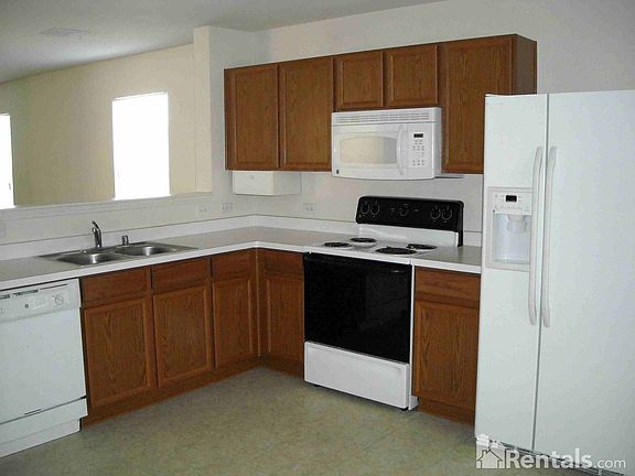 2nd image of 14017 Sand Hills Dr
