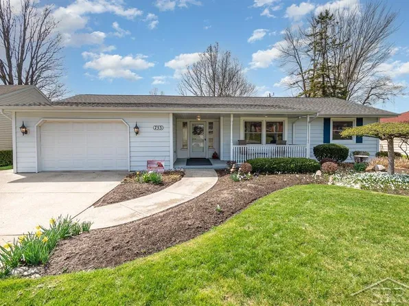 753 Saginaw St, Vassar, MI 48768