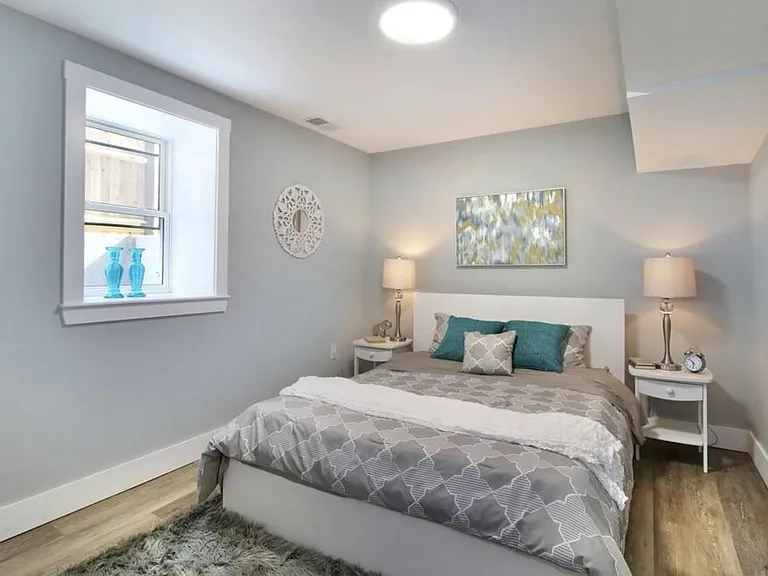 15 W Bellflower St #1 — Photo 19
