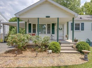 1923 Paul Dr, Columbia, TN 38401