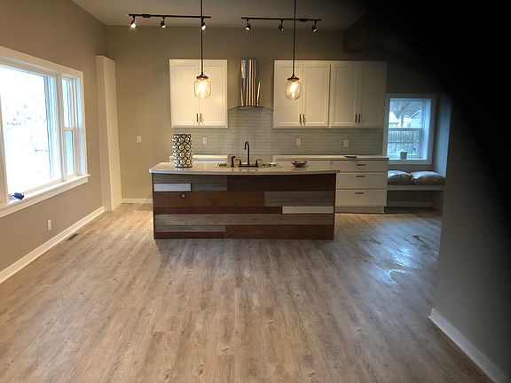 Open Kitchen