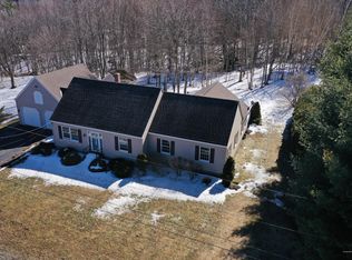 34 Park St, Farmingdale, ME 04344