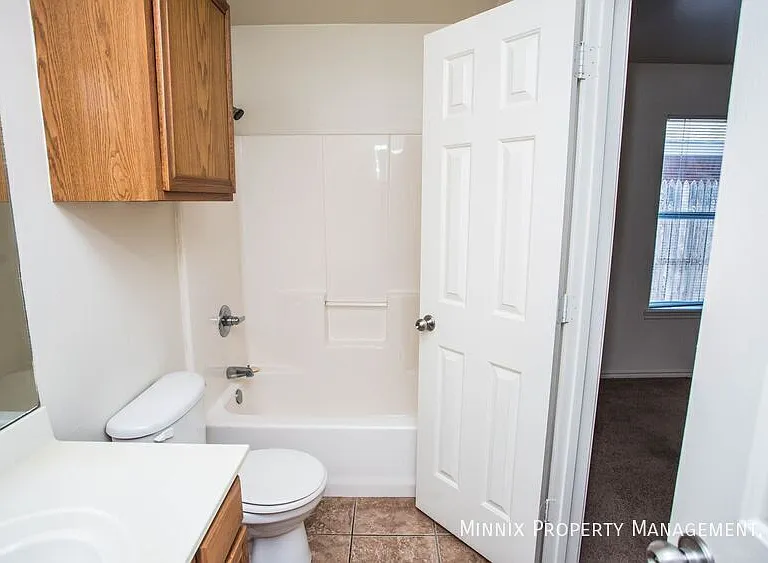 514 N Clinton Ave #B — Photo 29