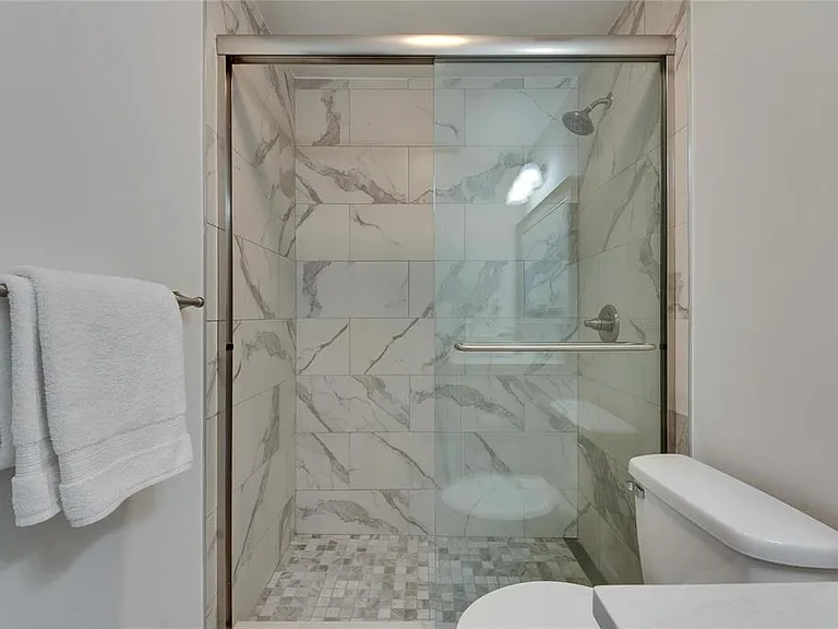 1025 Apollo Beach Blvd #1 — Photo 42