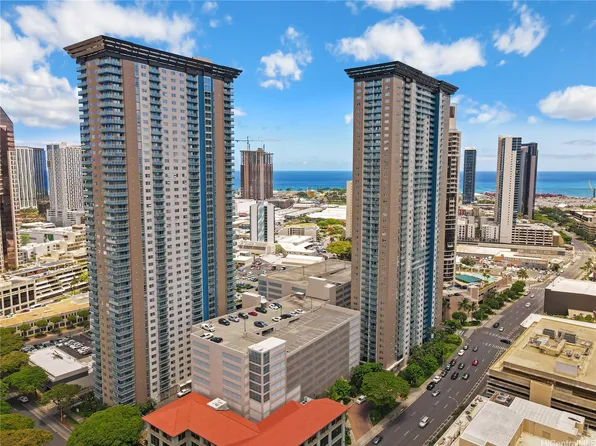 801 South St APT 326, Honolulu, HI 96813