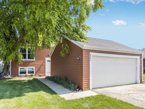 2271 Bluebell Ct, Aurora, IL 60506