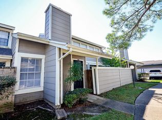 12114 Bob White Dr #121, Houston, TX 77035