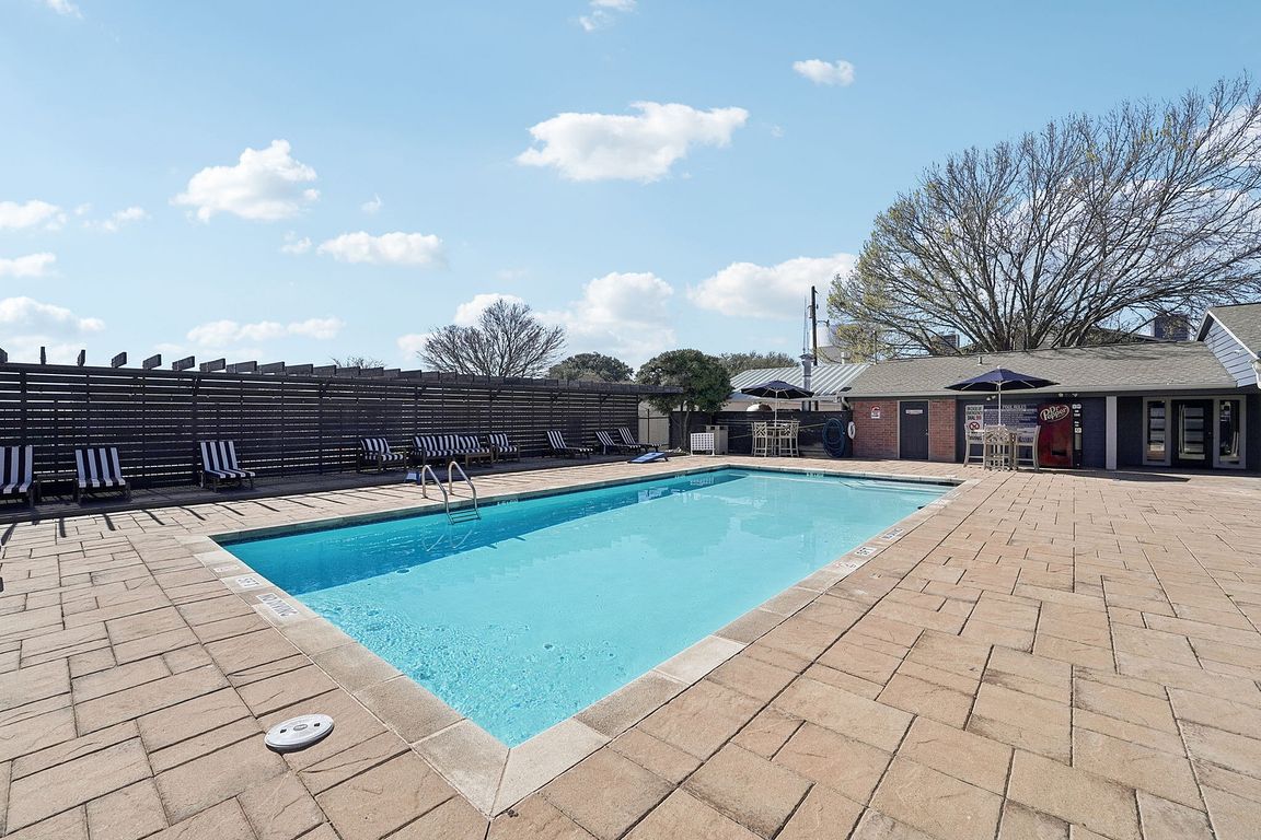 Azur Apartments, Waco, Texas