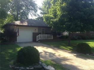 414 Fillmore St, Worden, IL 62097