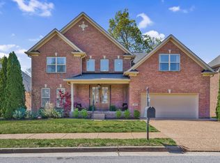 525 Summit Oaks Ct, Nashville, TN 37221