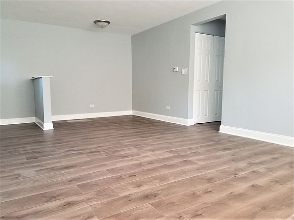 4th image of 5901 N Naper Ave APT Ga