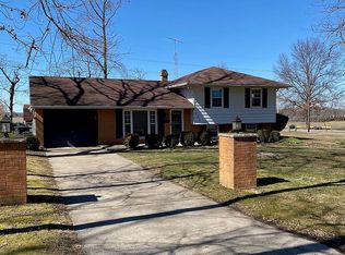 235 Lenwood Dr, Lancaster, OH 43130