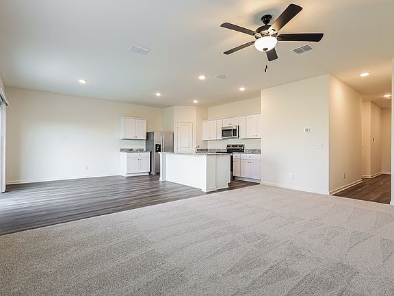 5th image of 5819 Texas Palm Dr