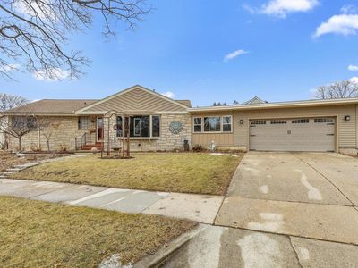 3009 S 74th STREET, West Allis, WI, 53219