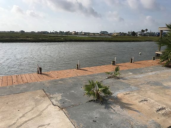 4th image of 98 Belaire Dr